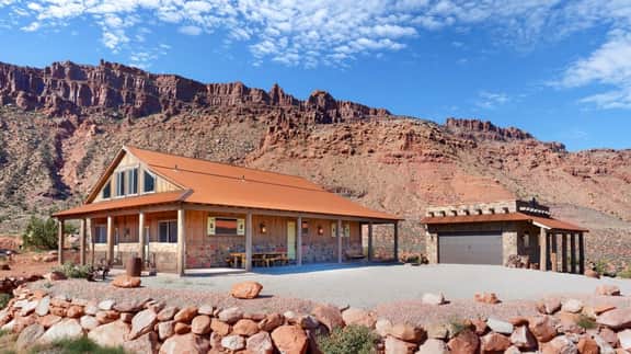 *Hideout John Wayne