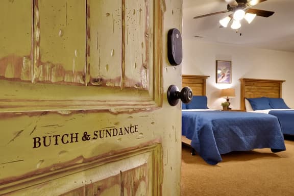 *Hideout ButchSndnce